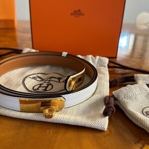 Hermes Kelly 18 belt- White with Gold Hardware. NEW! 100% Authentic!